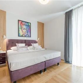 3 bedroom villa with infinity pool in Mlini, sleeps 6